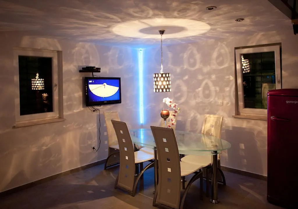 F&F Apartments Split