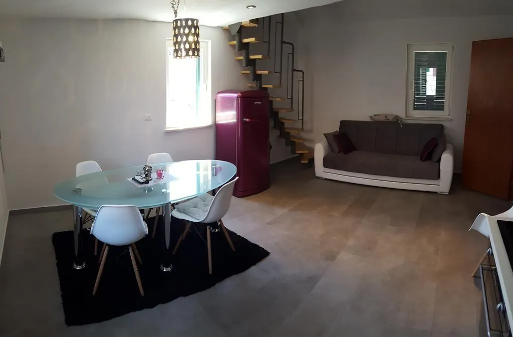 F&F Apartments Split